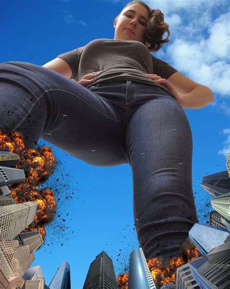 giantess girls|Alex